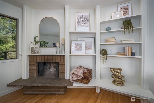 3715 81st Avenue SE, Mercer Island, WA 98040