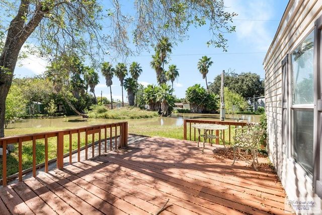 37 N Indian Lake Drive, Los Fresnos, TX 78566