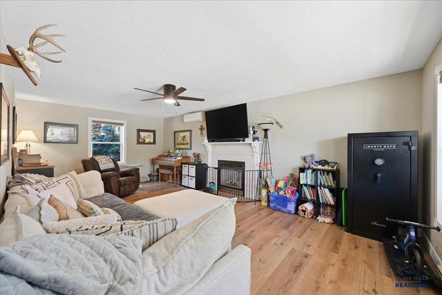2507 N 2nd Street, Spearfish, SD 57783