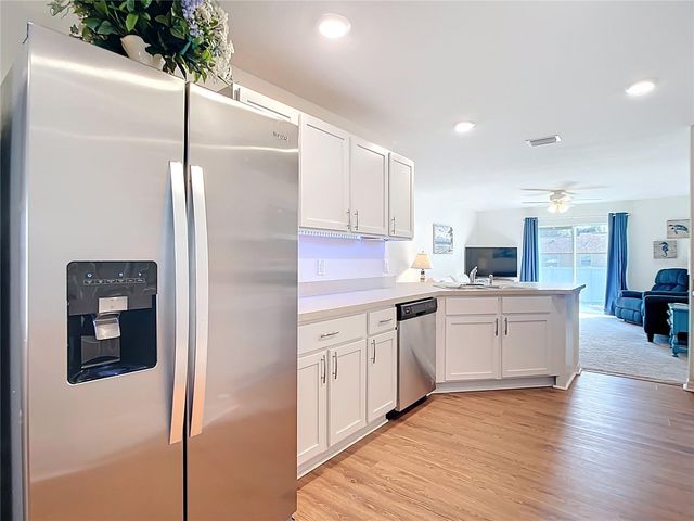 1049 TROPICAL AVENUE NW, Port Charlotte, FL 33948