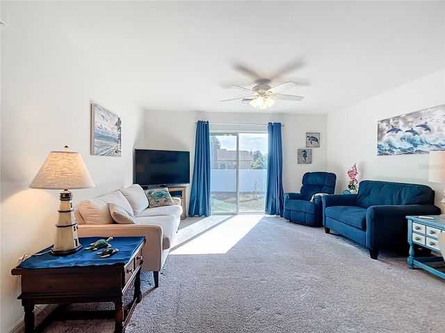 1049 TROPICAL AVENUE NW, Port Charlotte, FL 33948