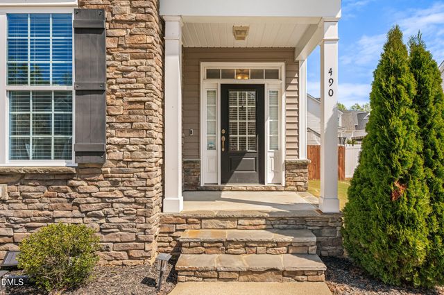 490 Walker Ranch Drive, Fuquay Varina, NC 27526