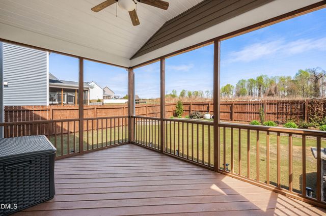 490 Walker Ranch Drive, Fuquay Varina, NC 27526