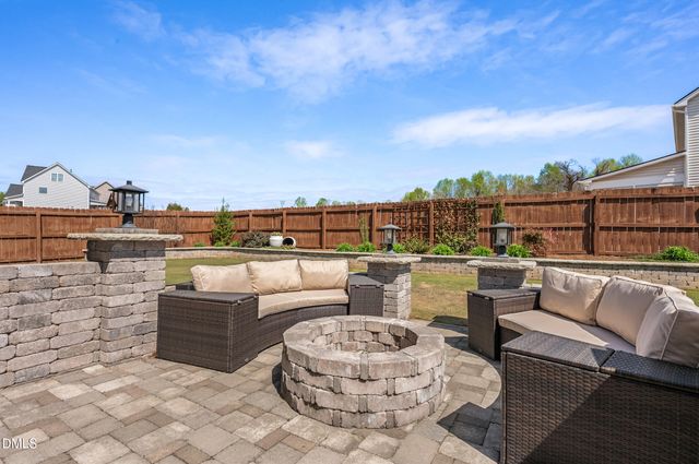 490 Walker Ranch Drive, Fuquay Varina, NC 27526