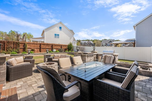 490 Walker Ranch Drive, Fuquay Varina, NC 27526