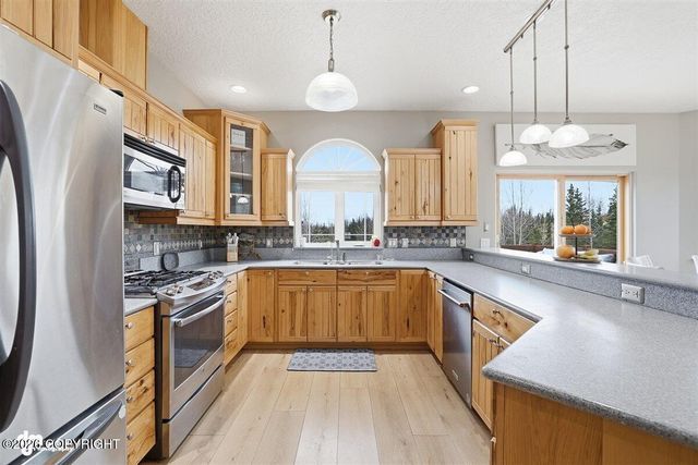 37501 Appaloosa Lane, Soldotna, AK 99669