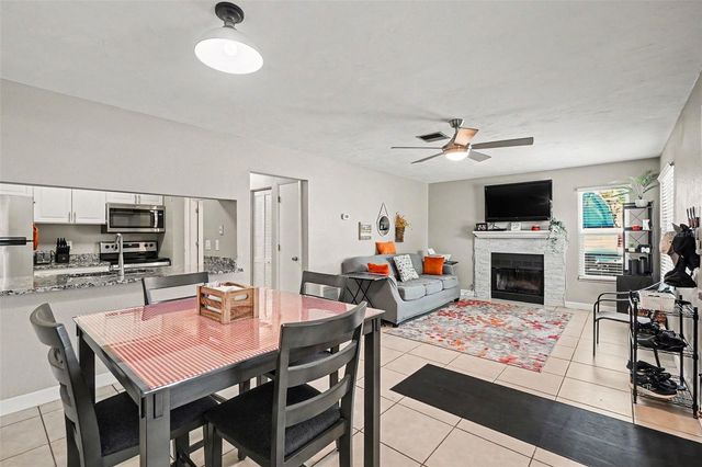 3606 59TH AVENUE W 3606, Bradenton, FL 34210