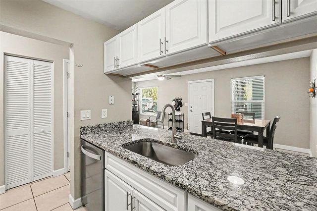 3606 59TH AVENUE W 3606, Bradenton, FL 34210