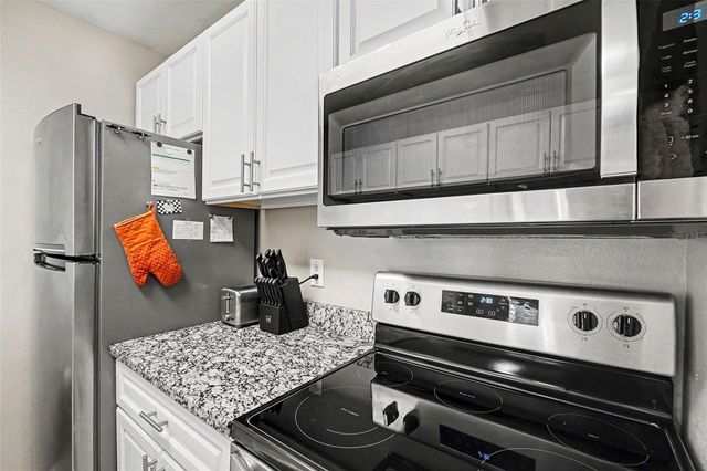 3606 59TH AVENUE W 3606, Bradenton, FL 34210