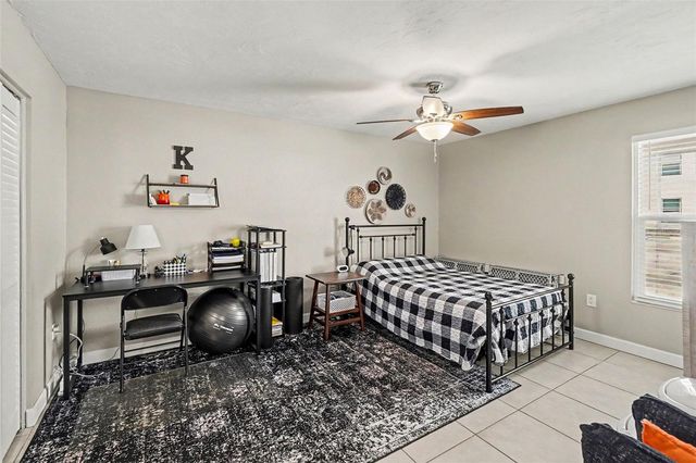 3606 59TH AVENUE W 3606, Bradenton, FL 34210