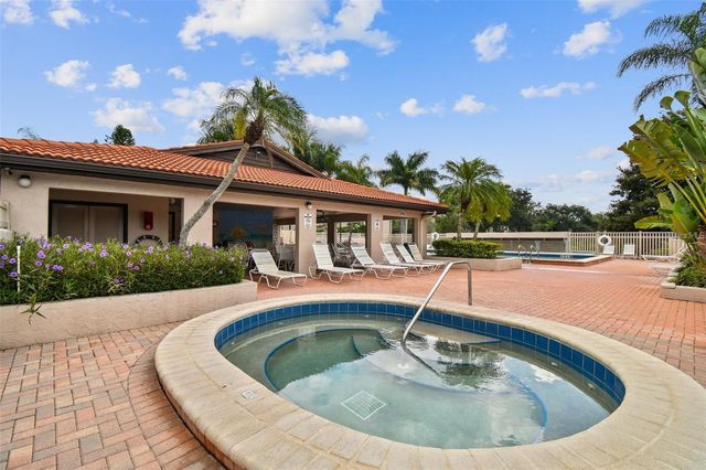 3606 59TH AVENUE W 3606, Bradenton, FL 34210