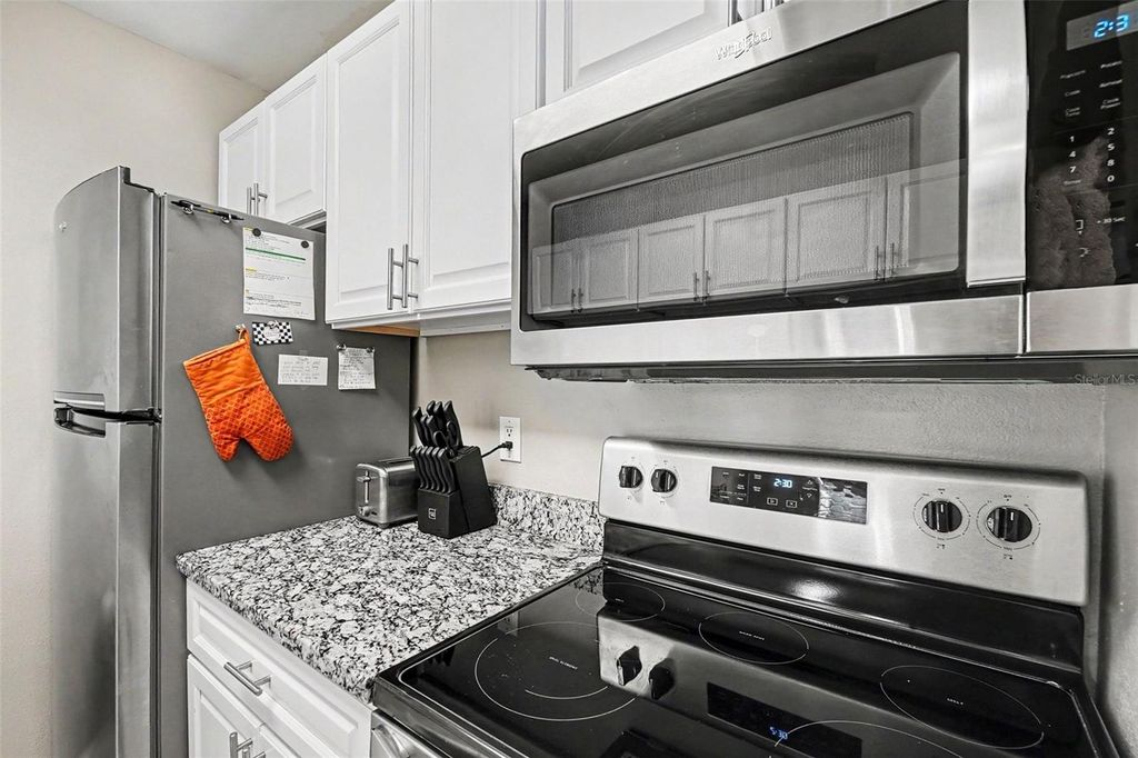 Image 20 of property listing at 3606 59TH AVENUE W 3606, Bradenton, FL 34210
