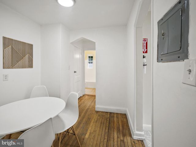 10 Danbury St SE Apt 1, Washington, DC 20032