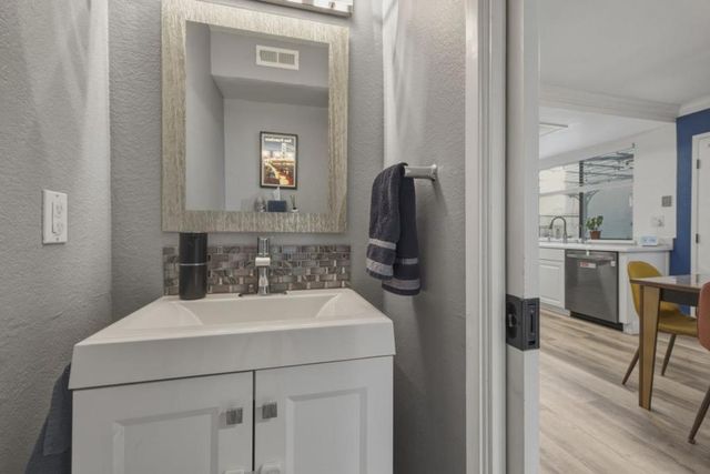130 Baroni Avenue 37, San Jose, CA 95136