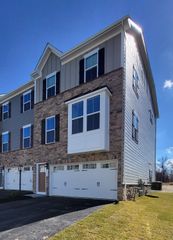 6700 Sycamore WAY, Pine Twp, PA 15044