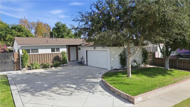 9106 Lev Avenue East, Arleta, CA 91331