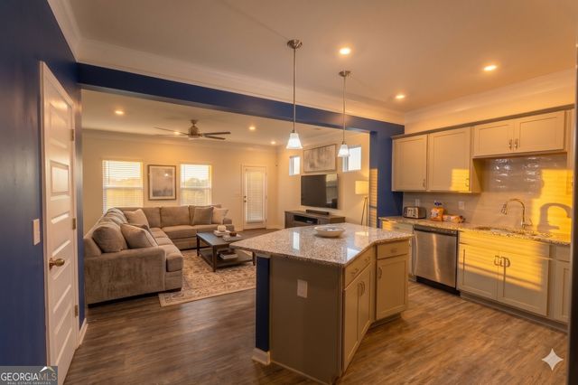 204 Cranston Drive, Ball Ground, GA 30107