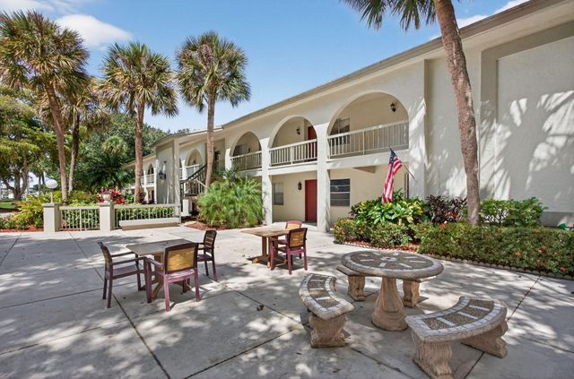 4801 Martinique Place D1, Coconut Creek, FL 33066