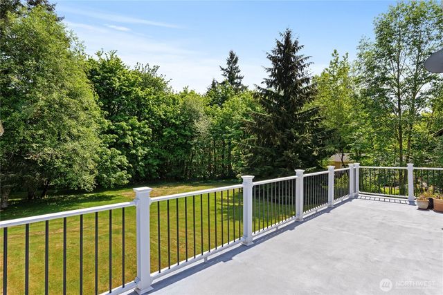 323 E Alderwood Road, Belfair, WA 98528