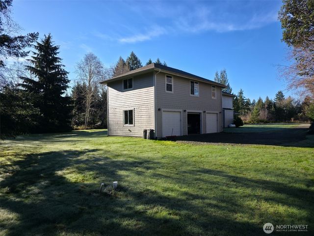 323 E Alderwood Road, Belfair, WA 98528
