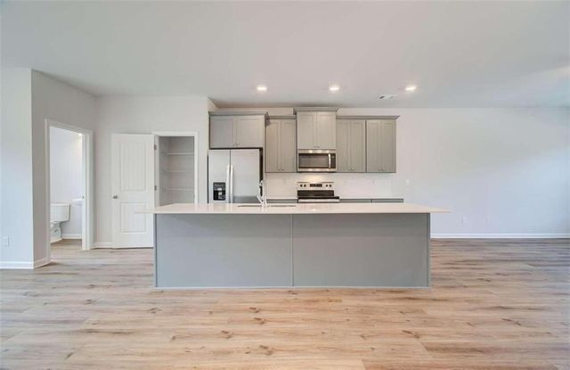 3132 Washburn Street, Atlanta, GA 30354