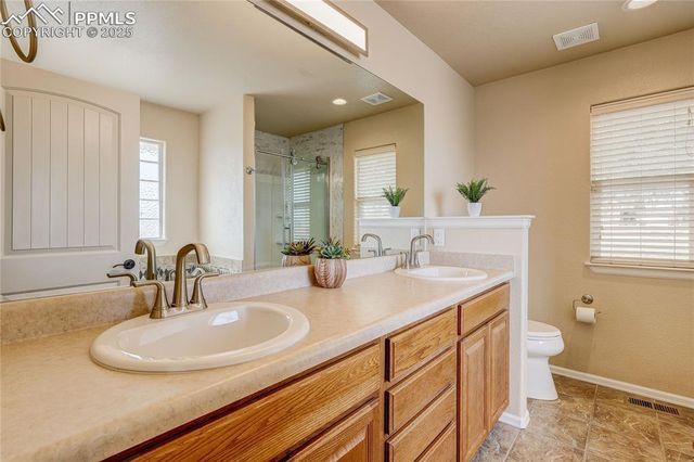 1352 N Blue Lake Lane, Pueblo, CO 81007