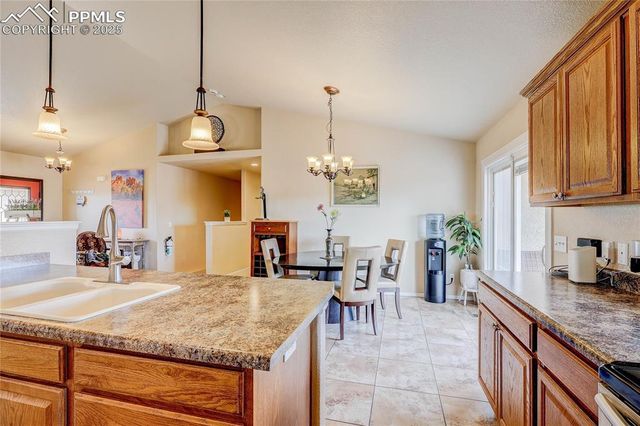 1352 N Blue Lake Lane, Pueblo, CO 81007