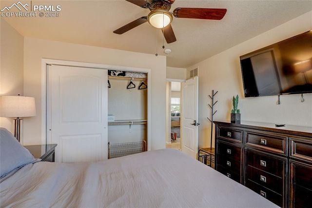 1352 N Blue Lake Lane, Pueblo, CO 81007