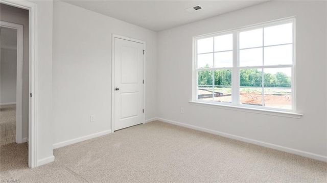 1578 String Drive, Winston-salem, NC 27107