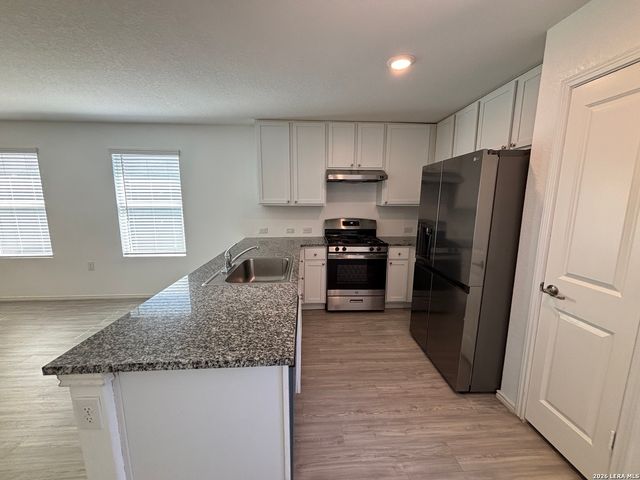 10230 ASTA TRL, San Antonio, TX 78224