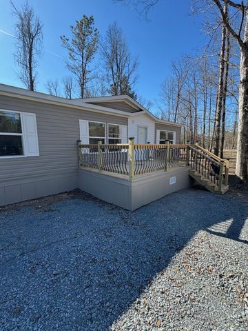 7381 Mars Hill Rd, Bauxite, AR 72011