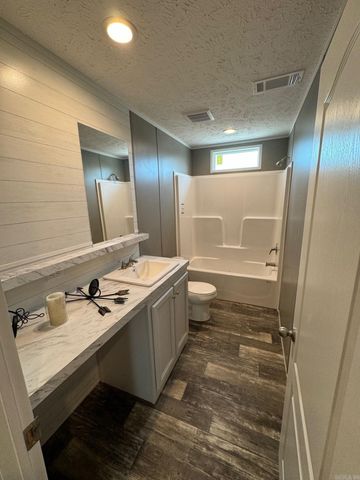 7381 Mars Hill Rd, Bauxite, AR 72011