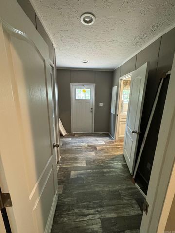 7381 Mars Hill Rd, Bauxite, AR 72011