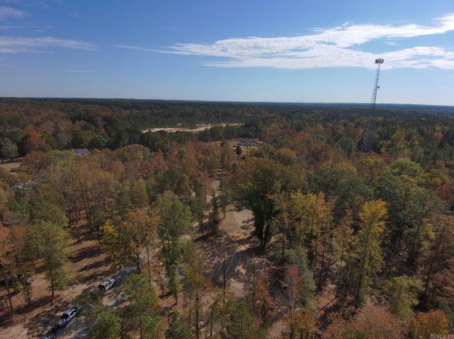 7381 Mars Hill Rd, Bauxite, AR 72011