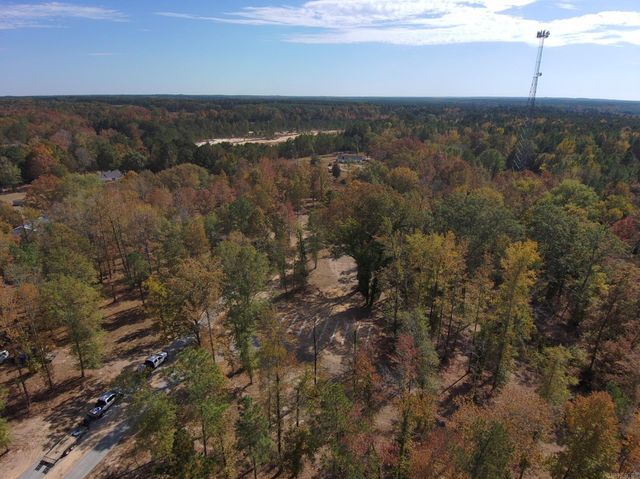 7381 Mars Hill Rd, Bauxite, AR 72011