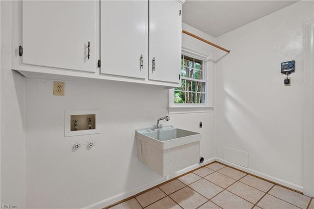 2000 Bay Breeze CT, Virginia Beach, VA 23454