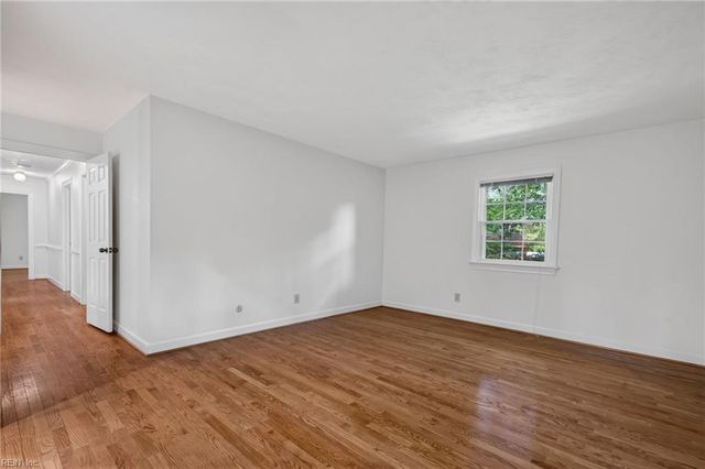 2000 Bay Breeze CT, Virginia Beach, VA 23454