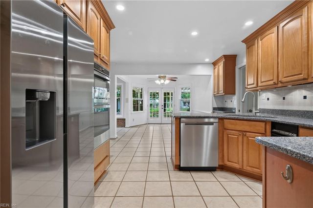 2000 Bay Breeze CT, Virginia Beach, VA 23454