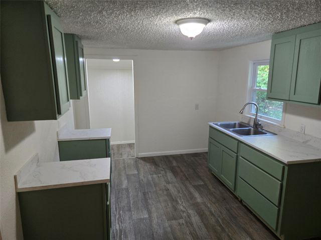 3833 W Admiral Boulevard S, Tulsa, OK 74127