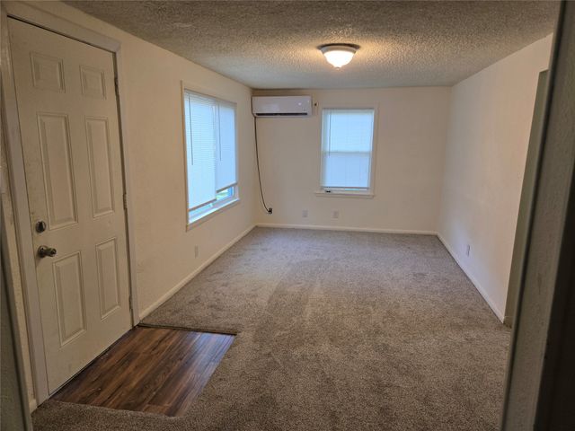 3833 W Admiral Boulevard S, Tulsa, OK 74127