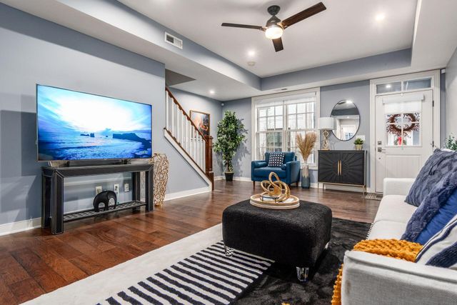 97 N 6th Street, TH73, Columbus, OH 43215