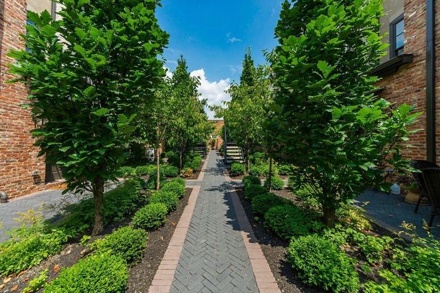 97 N 6th Street, TH73, Columbus, OH 43215