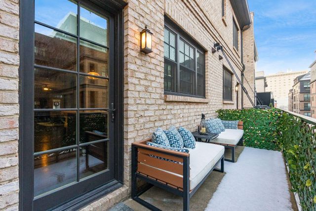 97 N 6th Street, TH73, Columbus, OH 43215