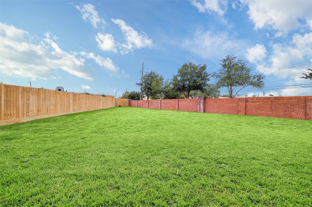 3550 Urban Woods Trail, Houston, TX 77008
