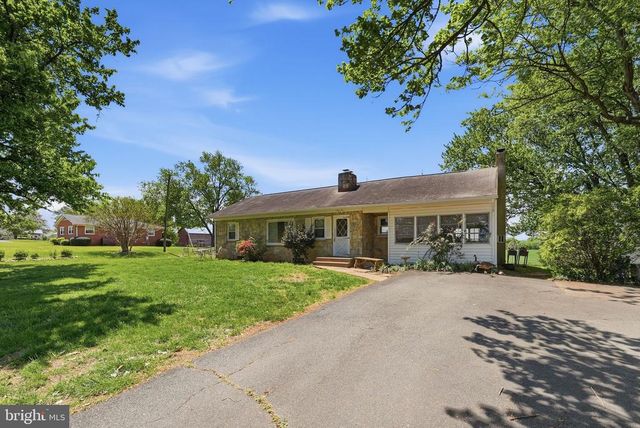 11844 CEMETERY RD, Remington, VA 22734