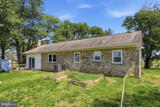 11844 CEMETERY RD, Remington, VA 22734