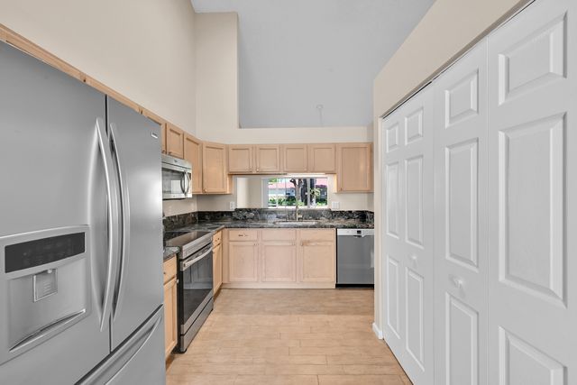 1636 Wood Fern Drive, Boynton Beach, FL 33436