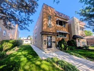 5355 N Central Avenue 2, Chicago, IL 60630