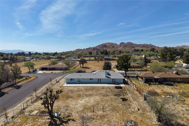 39004 164th E, Palmdale, CA 93591