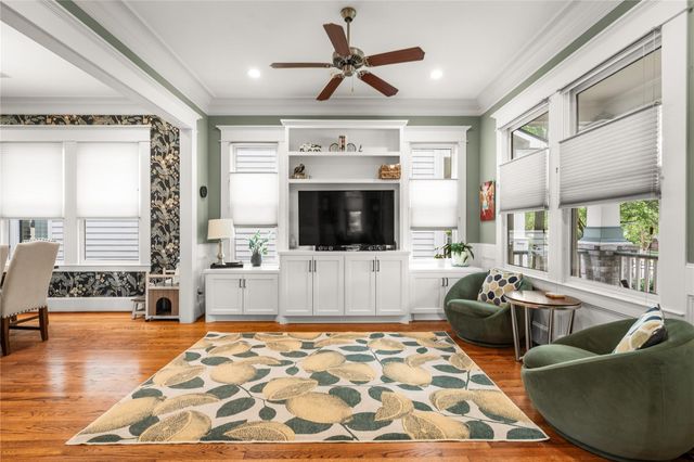 1601 Columbia Street, Houston, TX 77008